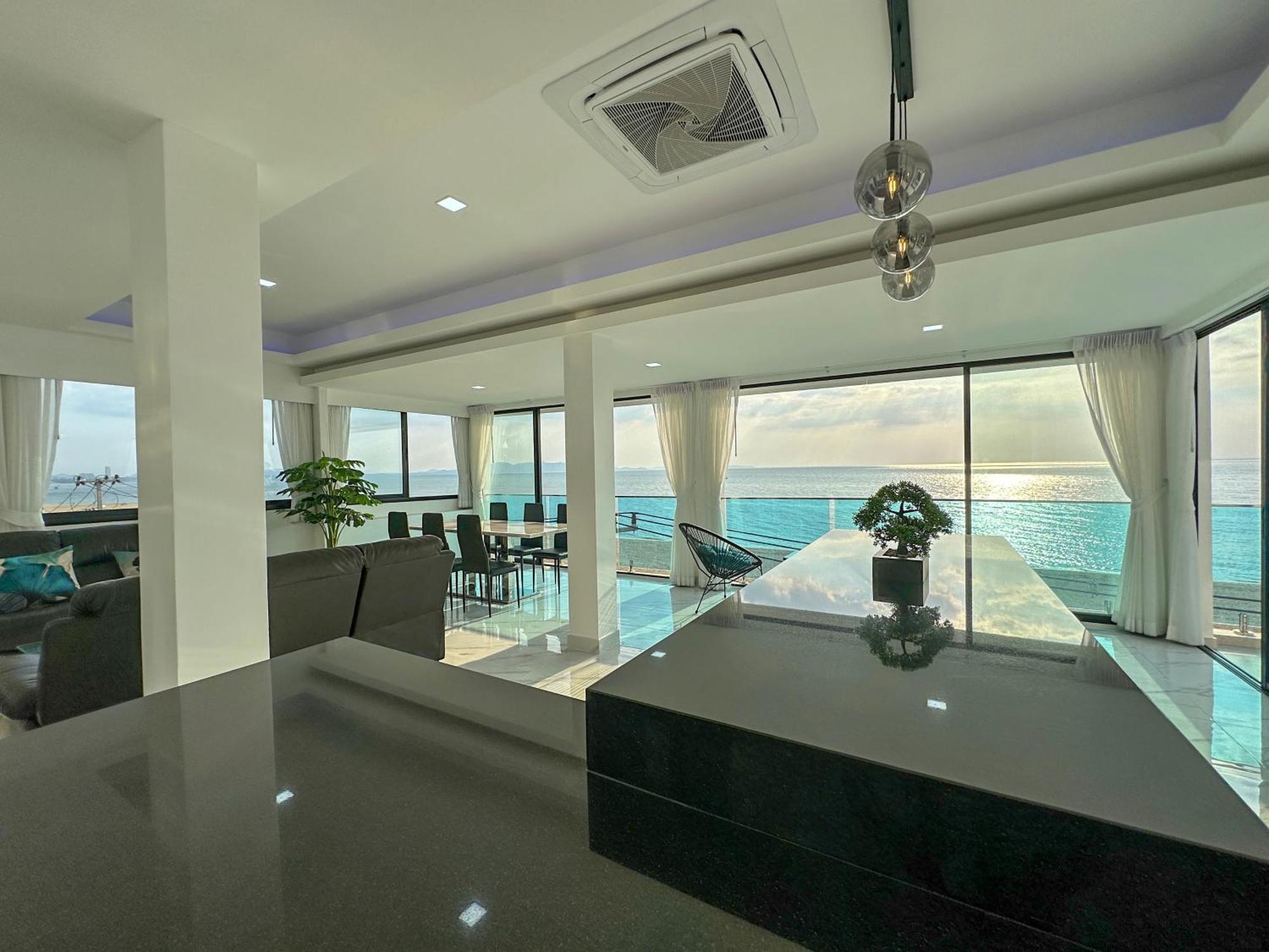 Stunning Beachfront View Luxurious Apartment 40 Jomtien Beach Exterior photo