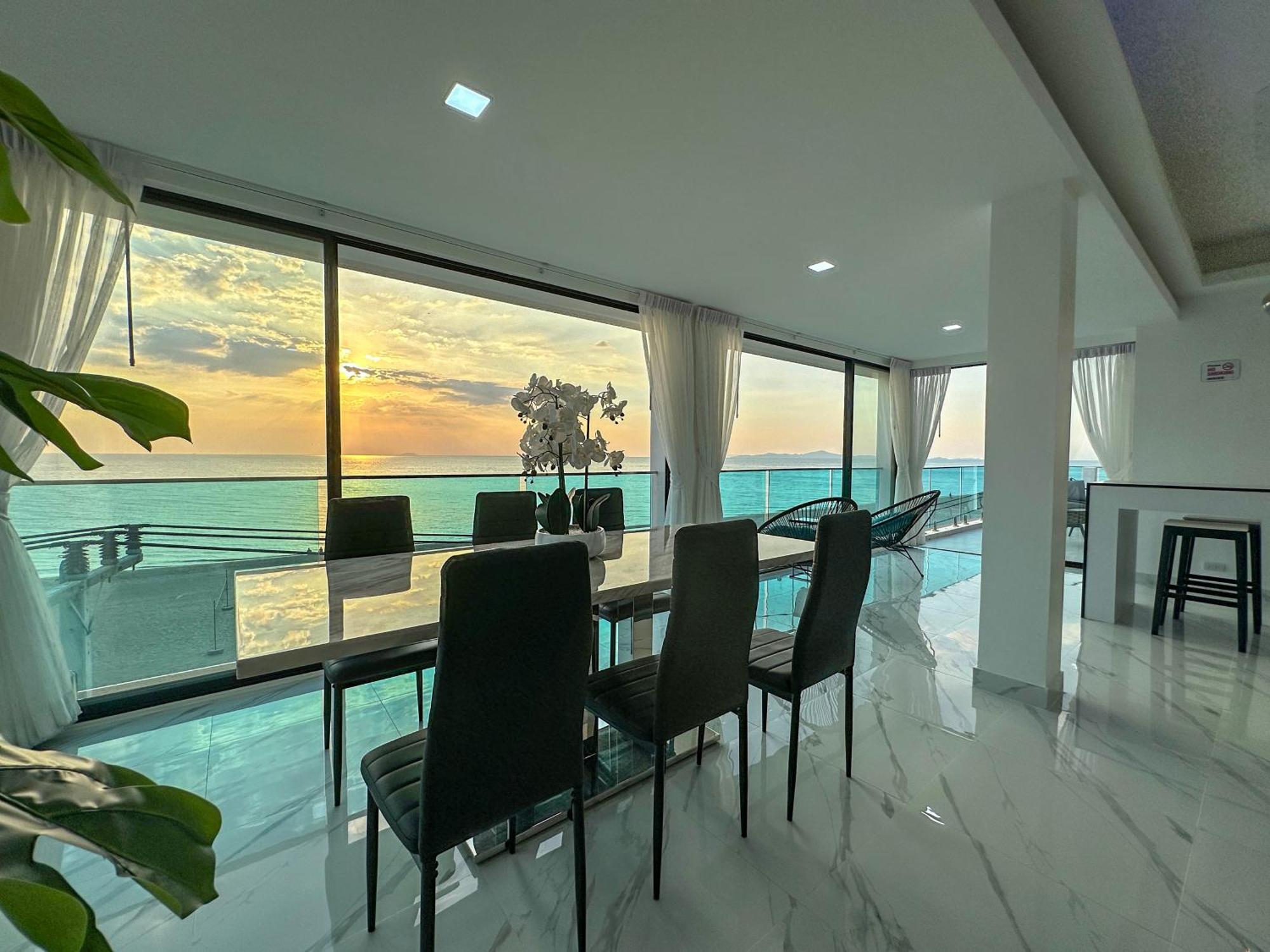 Stunning Beachfront View Luxurious Apartment 40 Jomtien Beach Exterior photo