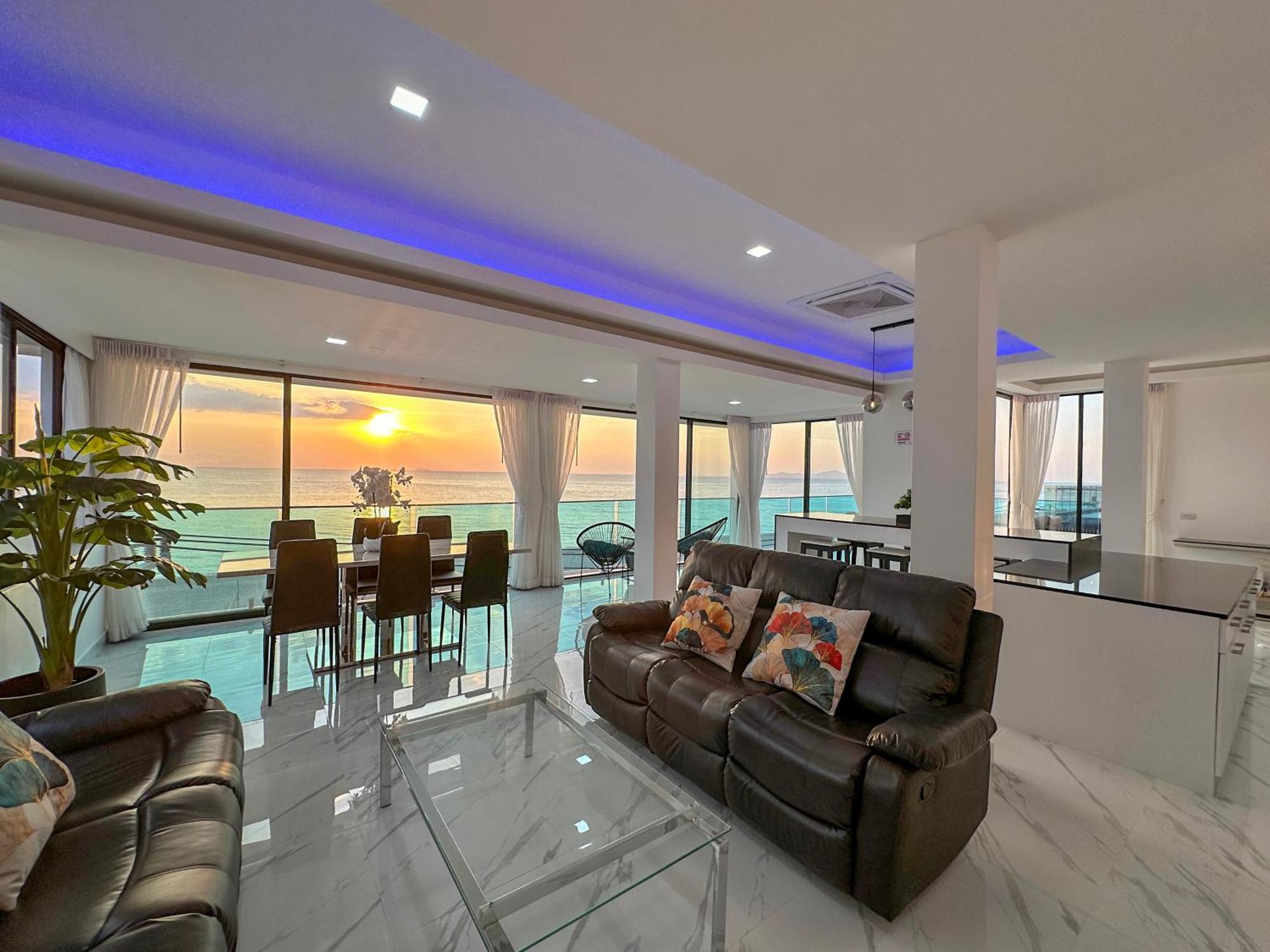 Stunning Beachfront View Luxurious Apartment 40 Jomtien Beach Exterior photo